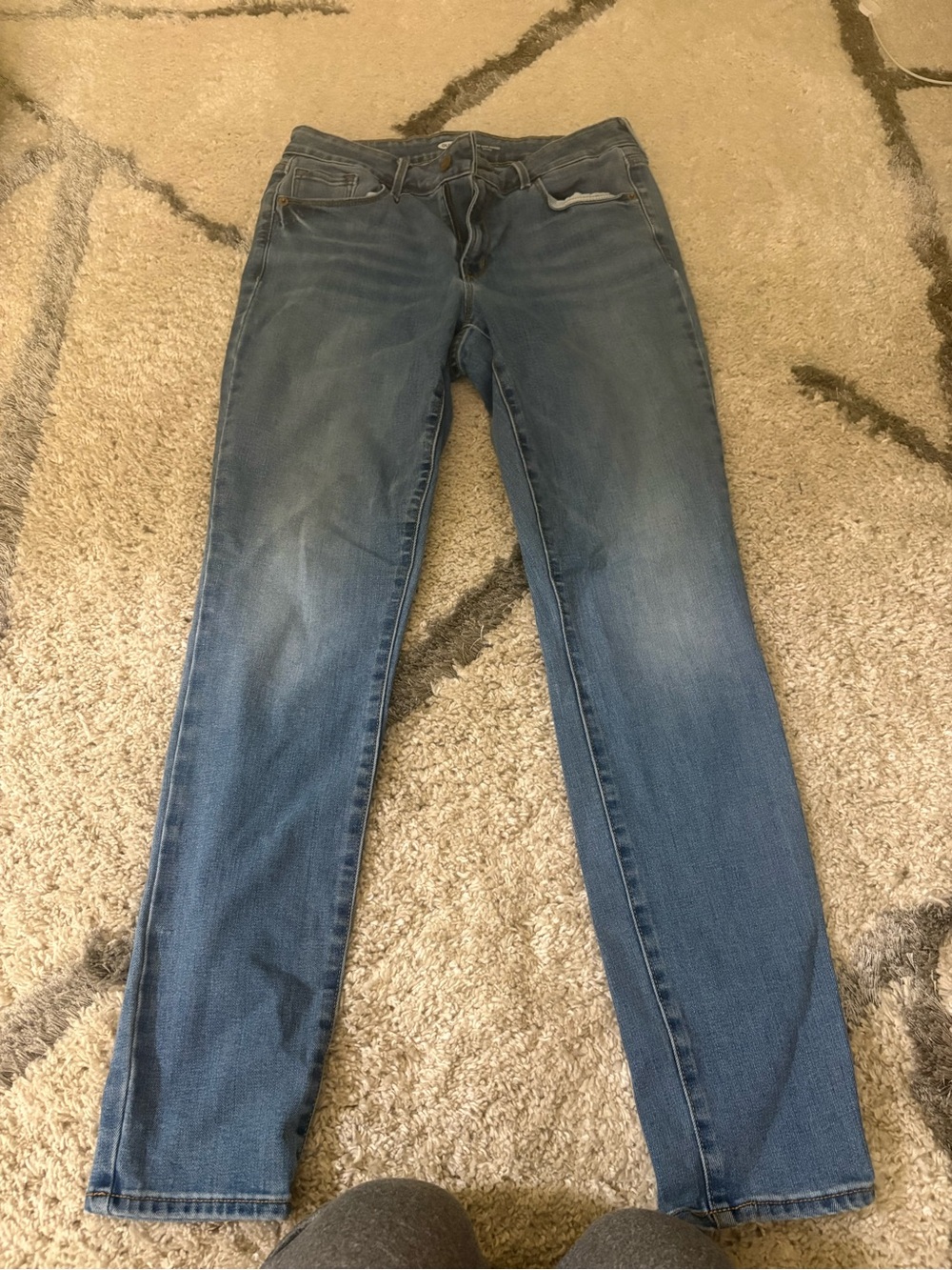 Old Navy Skinny Jeans in Faded Blue